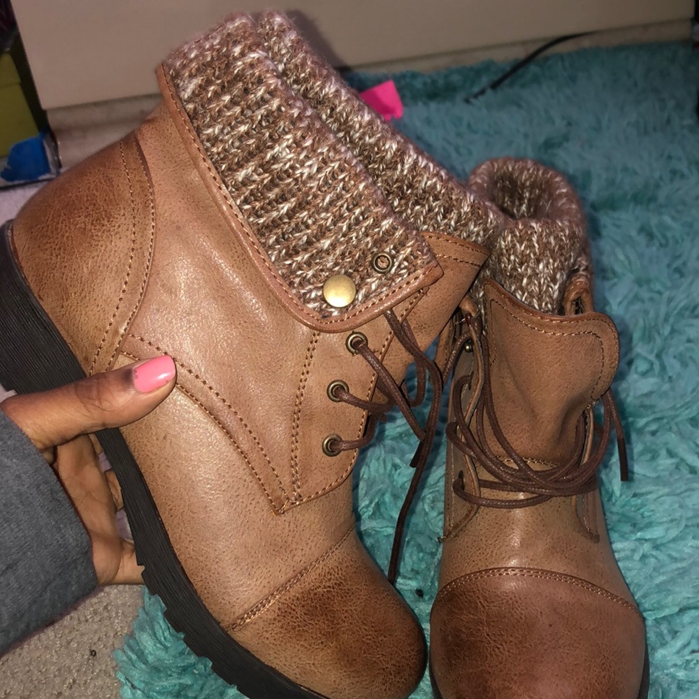 brown boots .